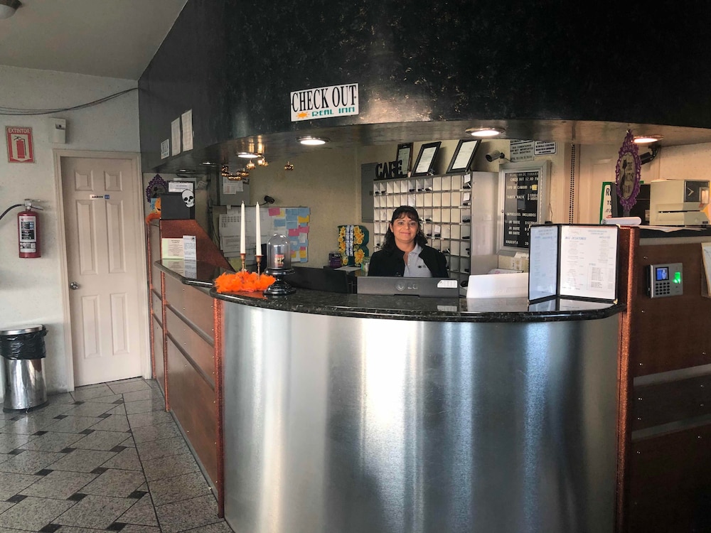 Real Inn De Tijuana Boulevard Agua Caliente 6/50