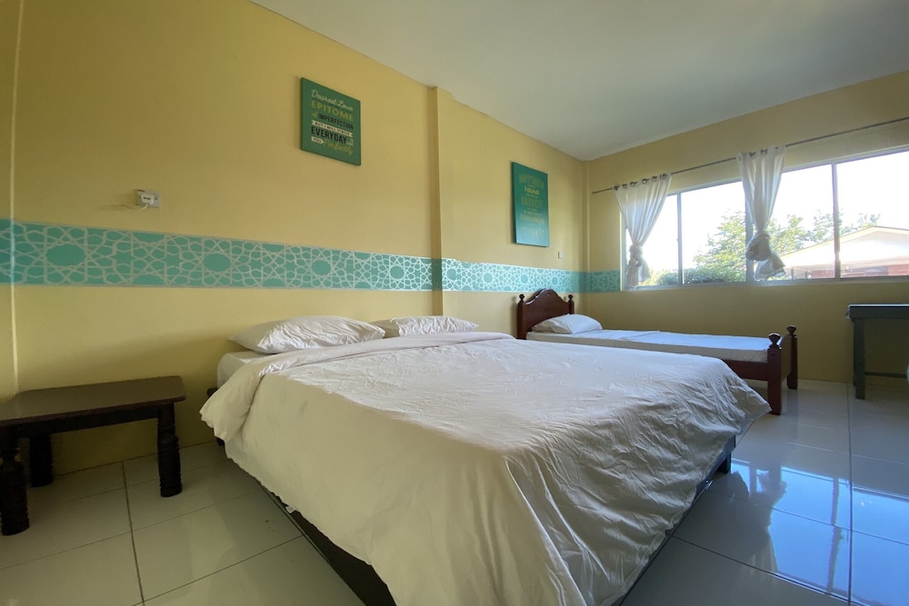 Hotel O Rb Homestay & Farms 17/34