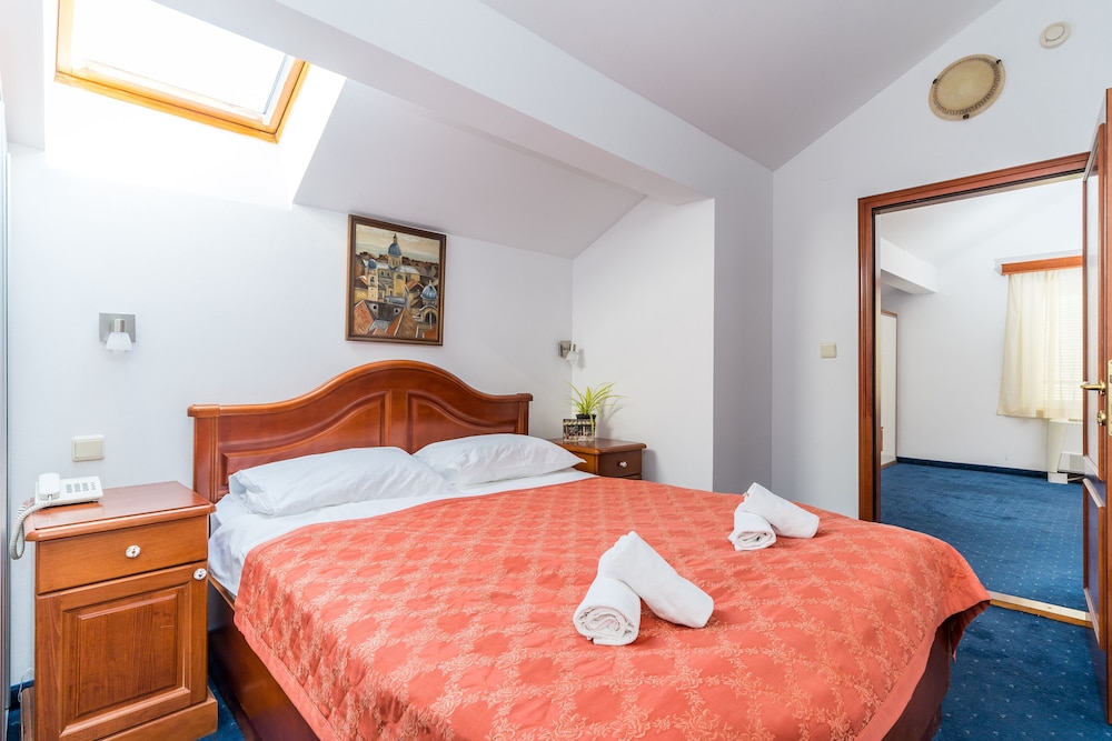 Dubrovnik Hotel 14/50
