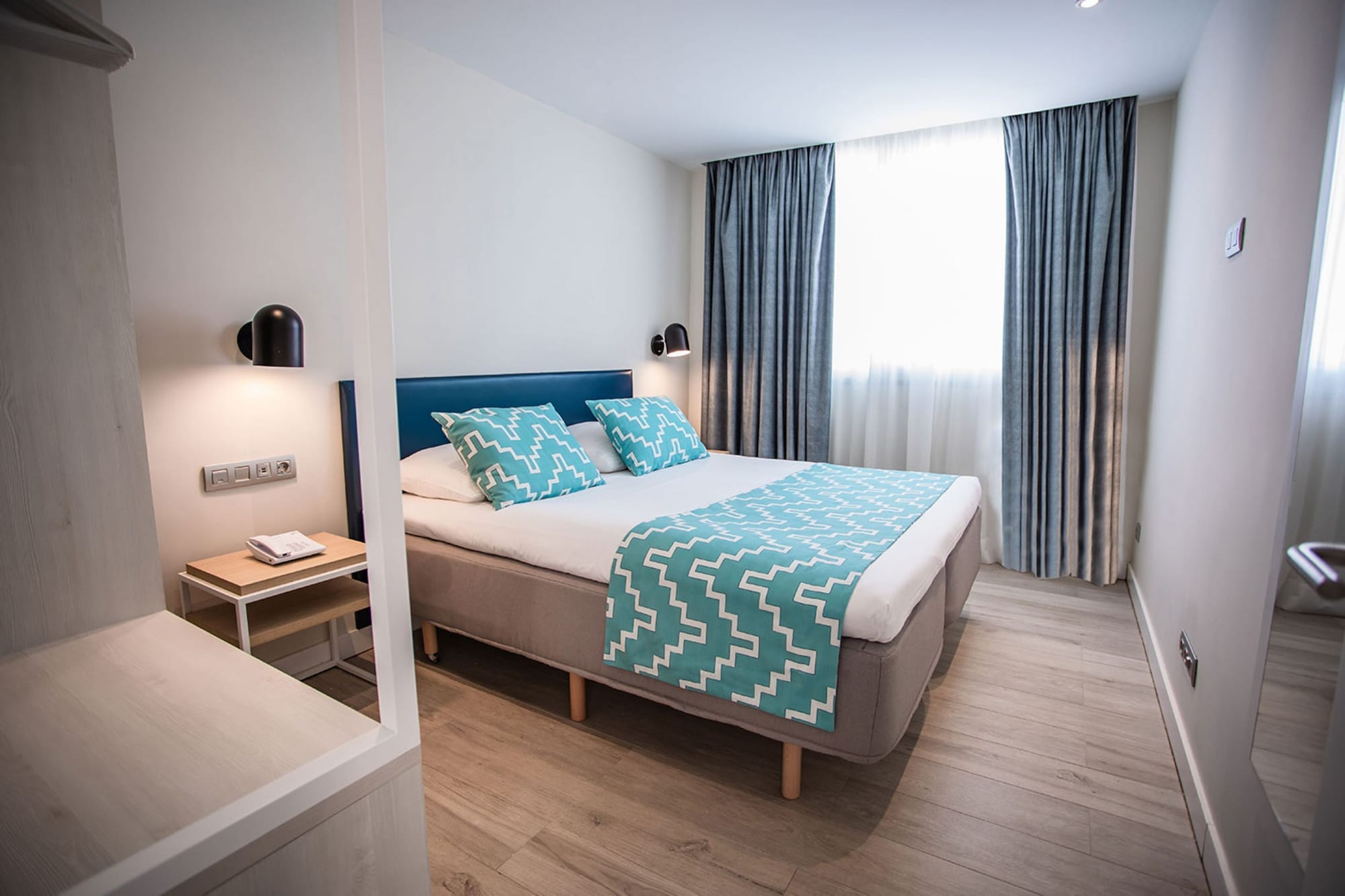 Junior Suite, Studio, Twin Beds, Sea View, Sofa، Servatur Puerto Azul 5/9