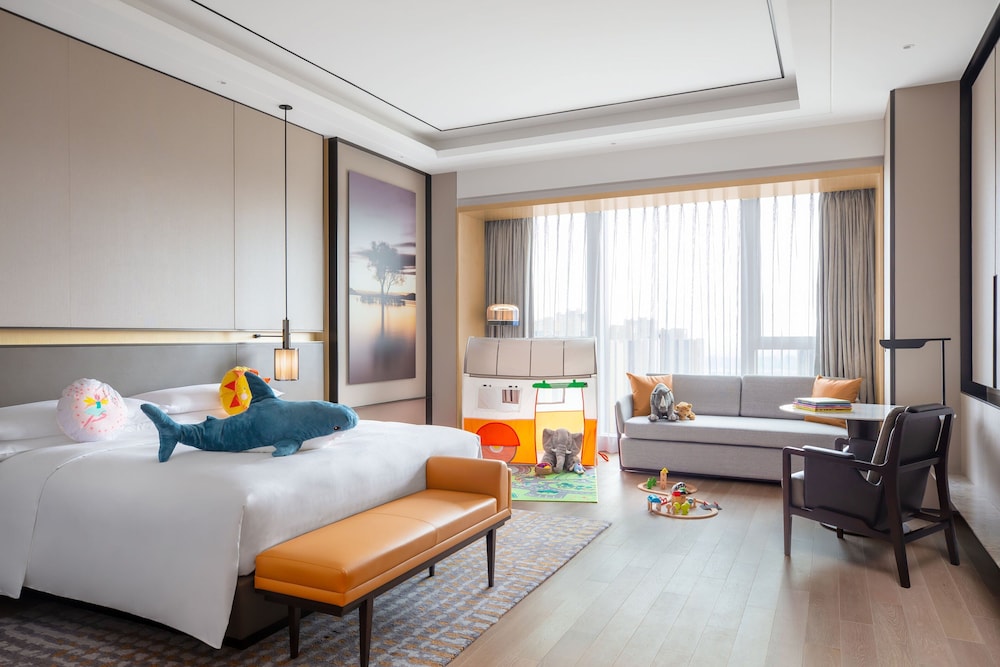 Sheraton Shanghai Fengxian 30/48