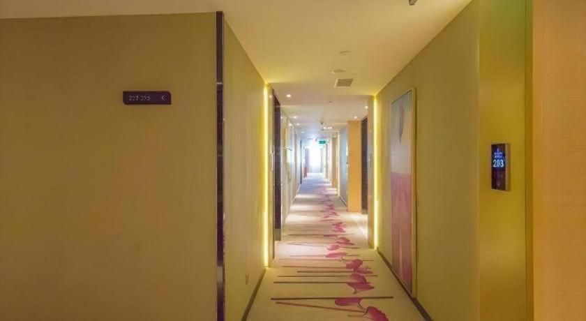 Lavande Hotels Guangzhou Tianhe Tiyu West Road Metro Station 34/51