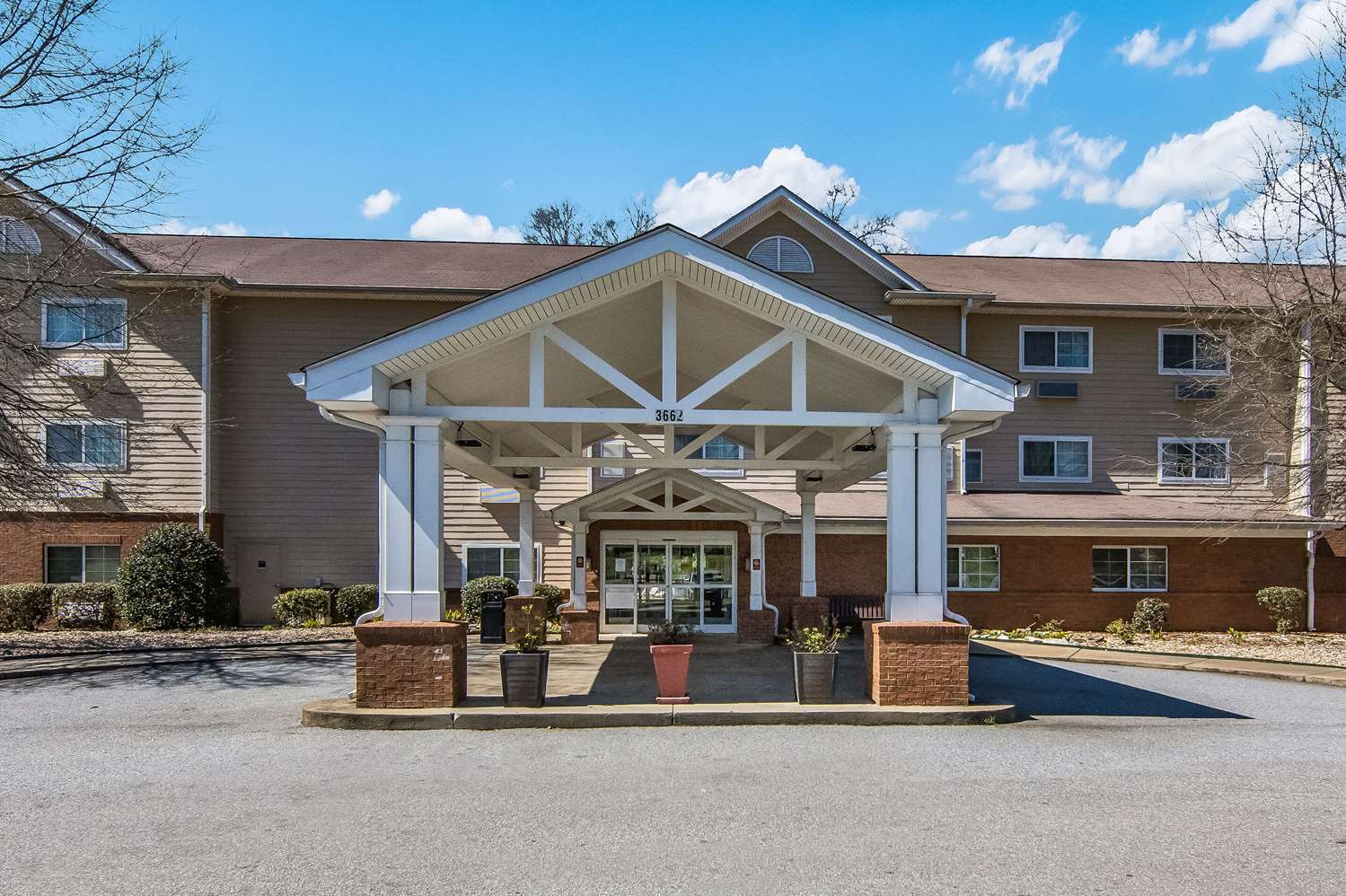 MainStay Suites Columbus near Fort Benning 1/22