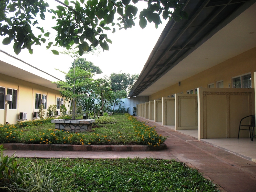 Cengkareng Transit Hotel 43/47