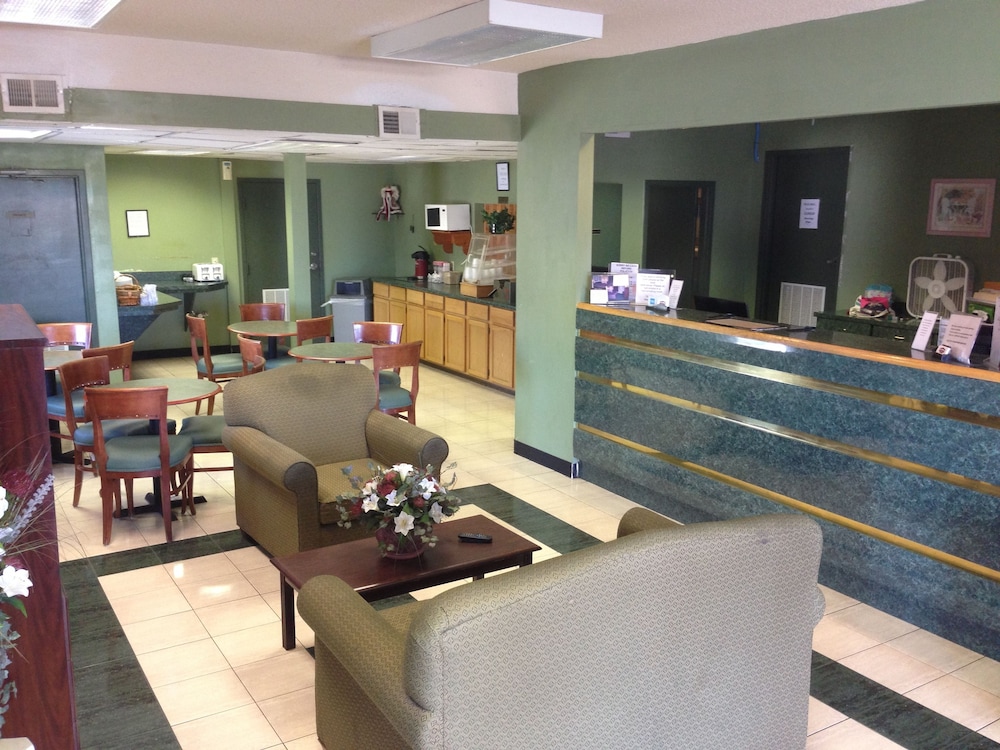 Econo Lodge Athens I-65 12/49