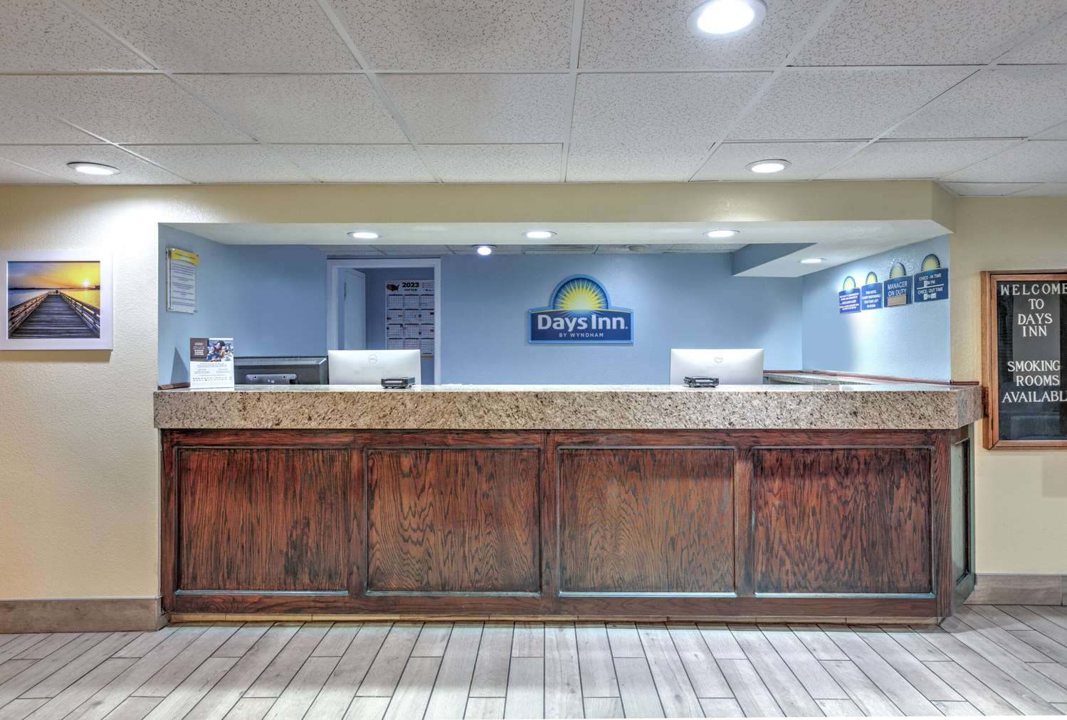 Days Inn by Wyndham Greenville MS 15/44