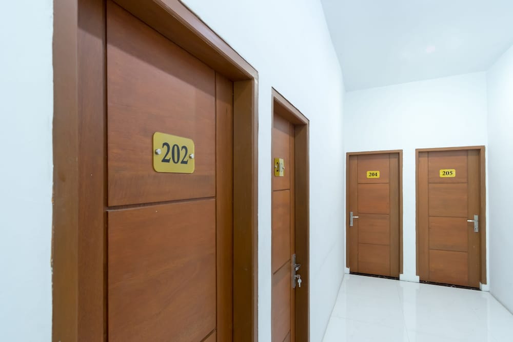 Oyo 839 Royal Guest House 21/24