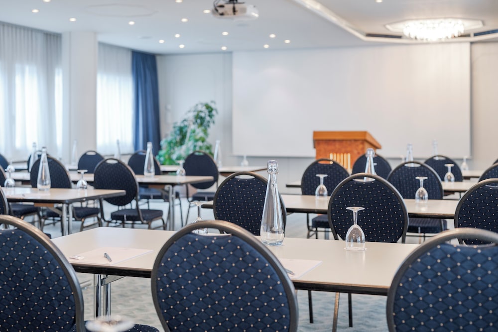 Metropole Hotel Interlaken 67/76