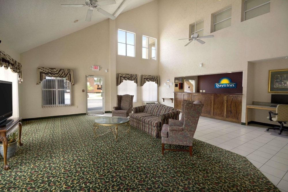 Days Inn by Wyndham Alma 28/41