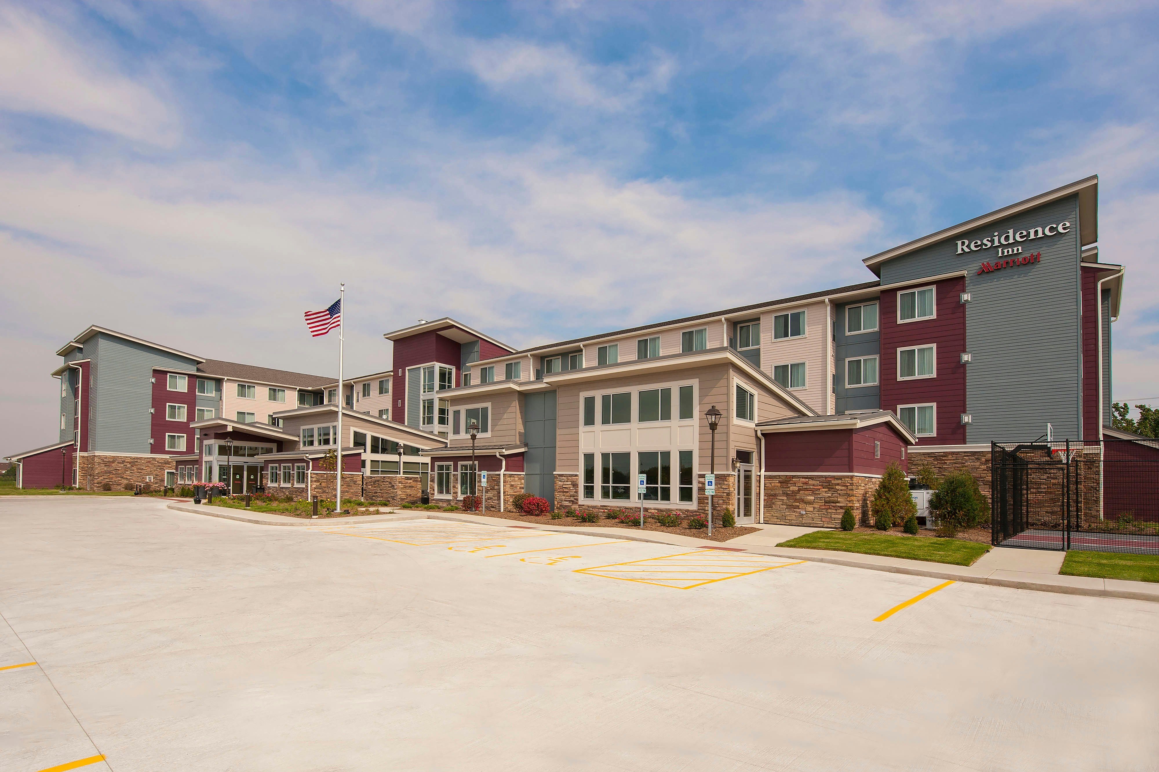 RESIDENCE INN BLOOMINGTON 3/34