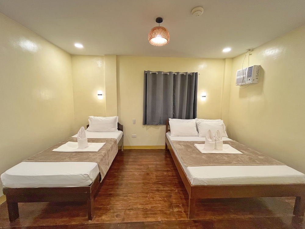 1 BEDROOM, FAMILY, PRIVATE BATHROOM