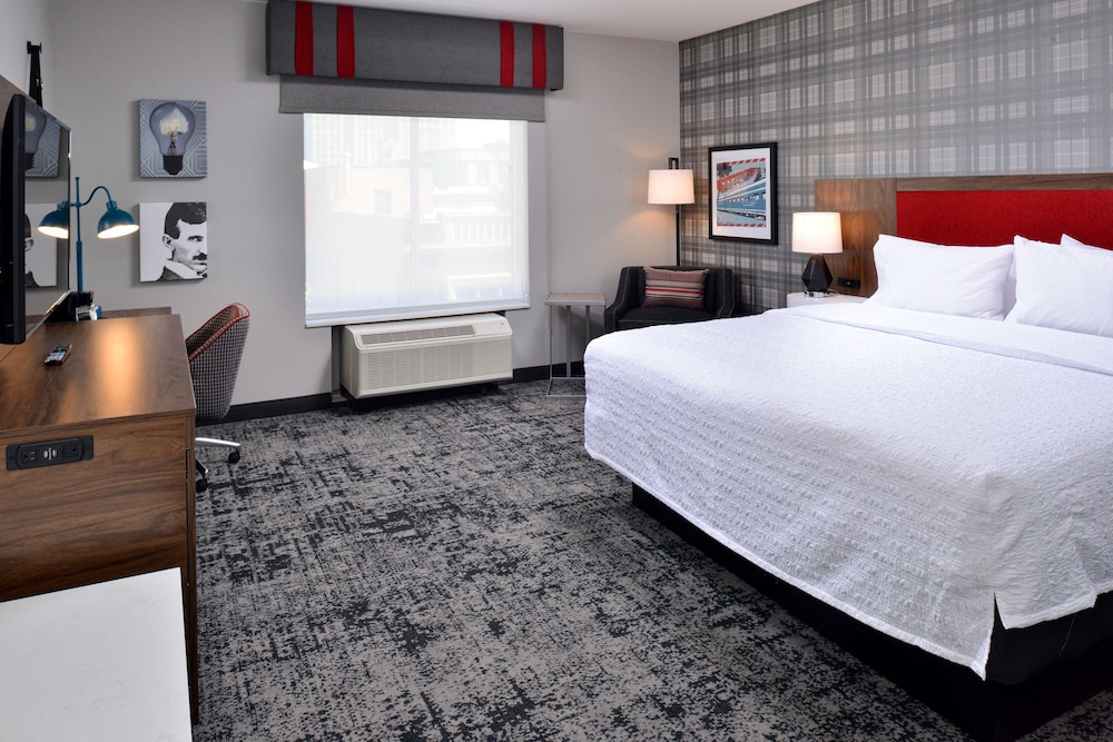 ROOM, KING BED, SOFA