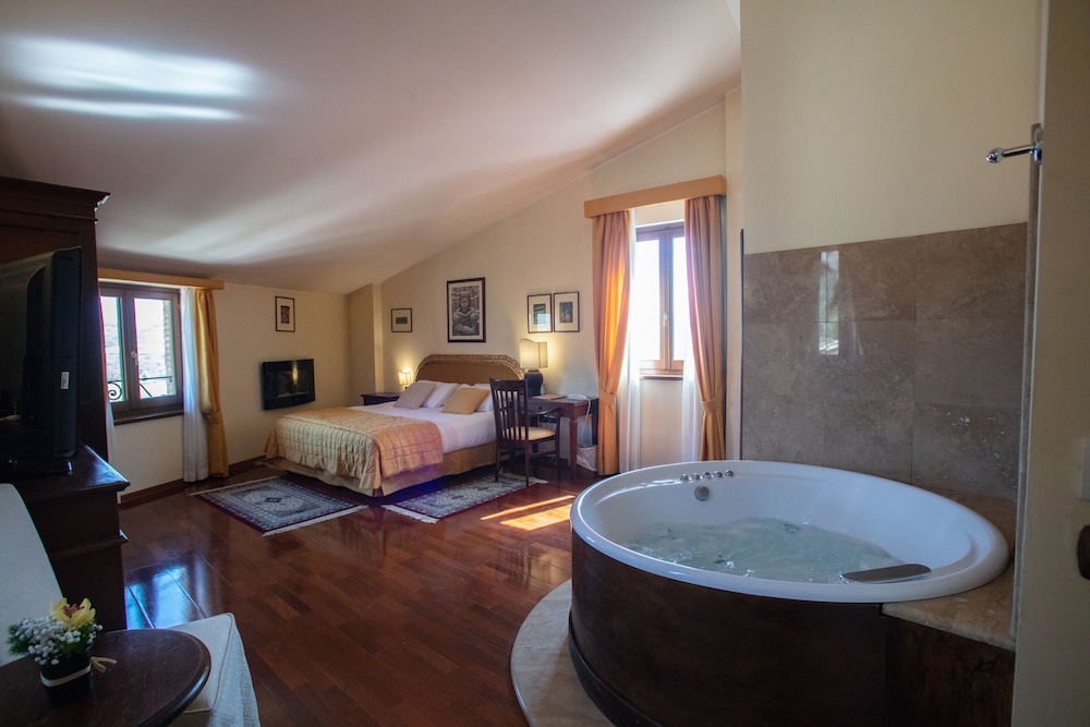 Ristorante La Bastiglia Hotel 50/50
