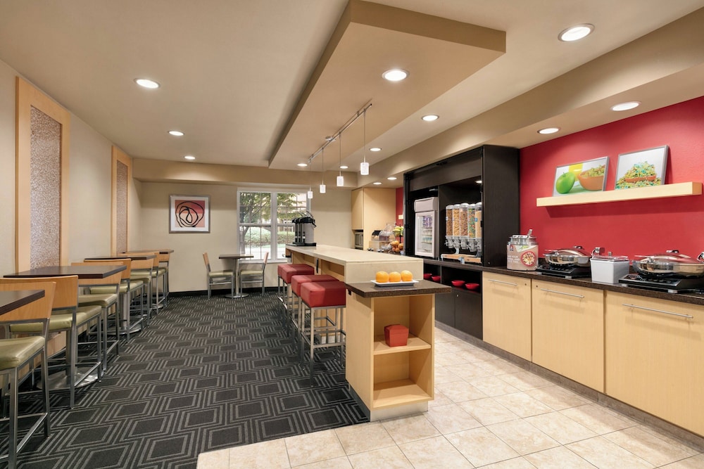 TownePlace Suites Gaithersburg by Marriott 37/49
