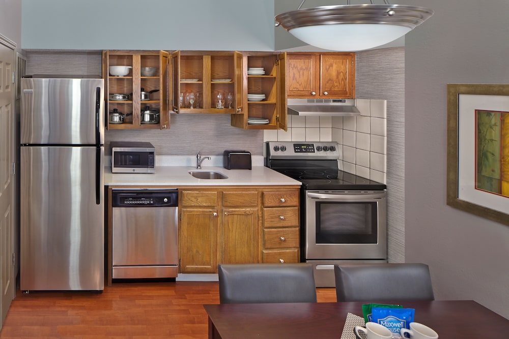 New Haven Village Suites 23/34