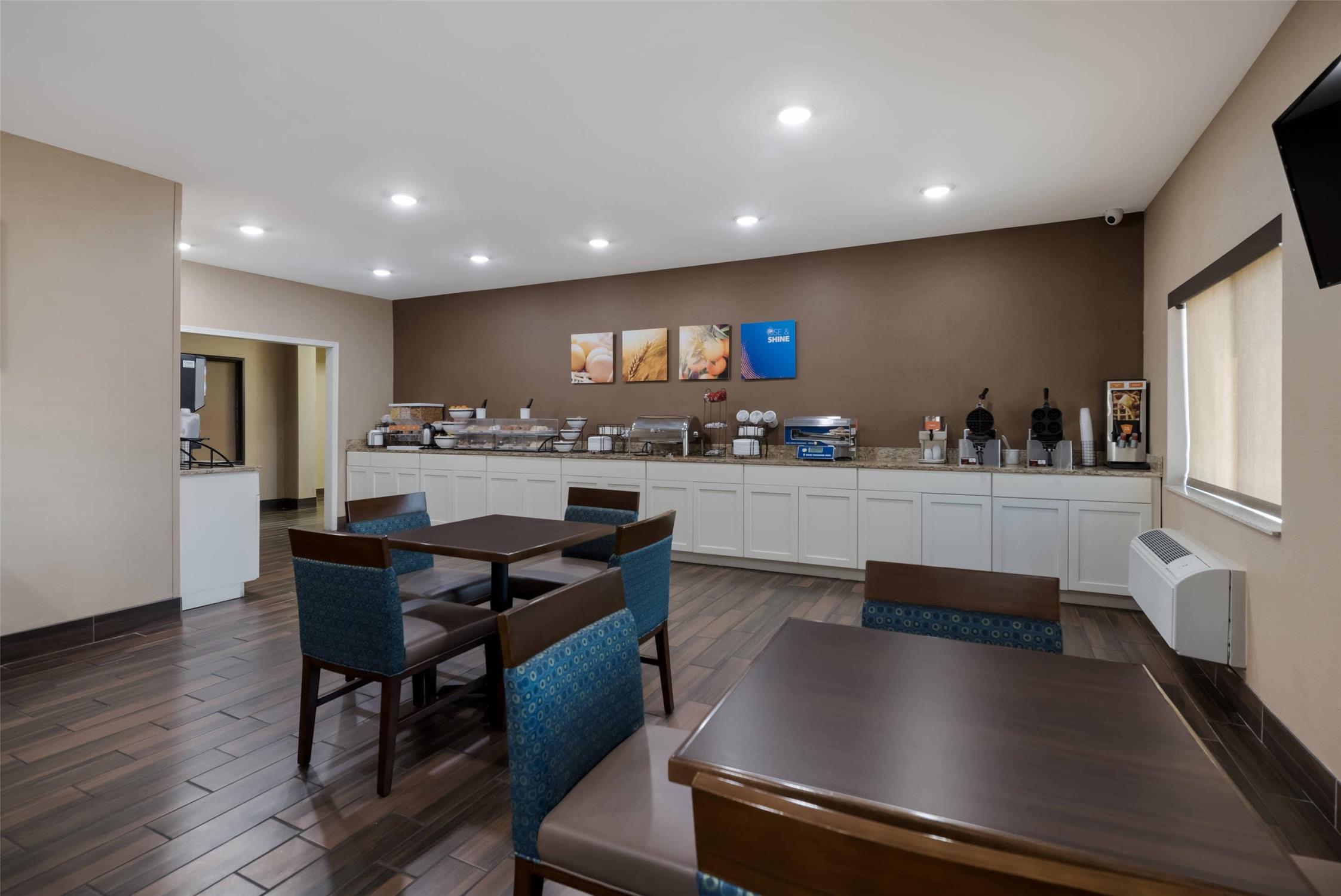 Comfort Inn Onalaska 21/29