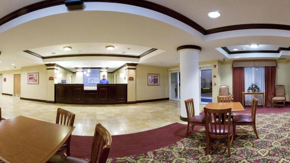 Holiday Inn Express Hotels And Suites Brooksville West 14/56