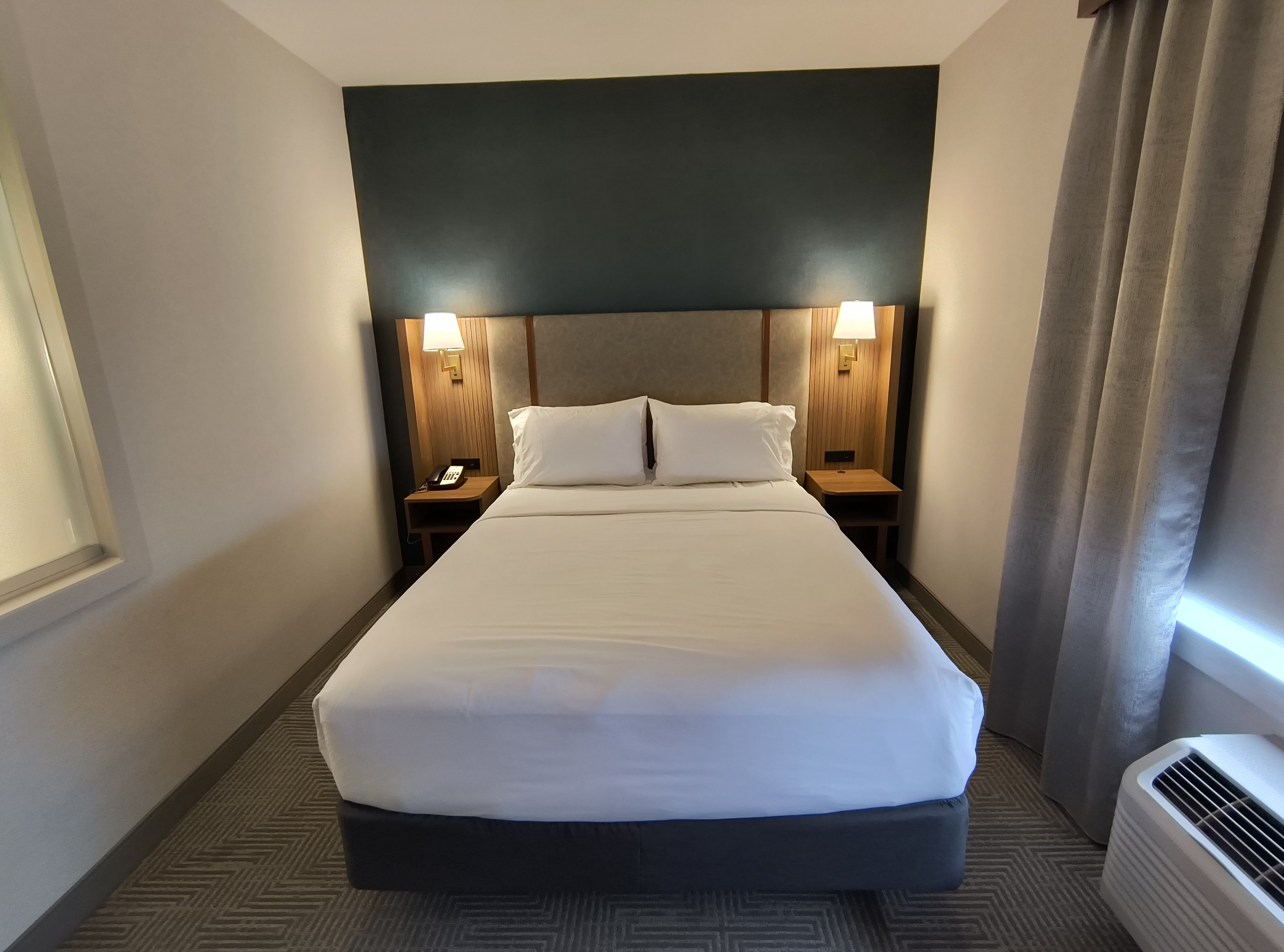 Room, Queen Bed