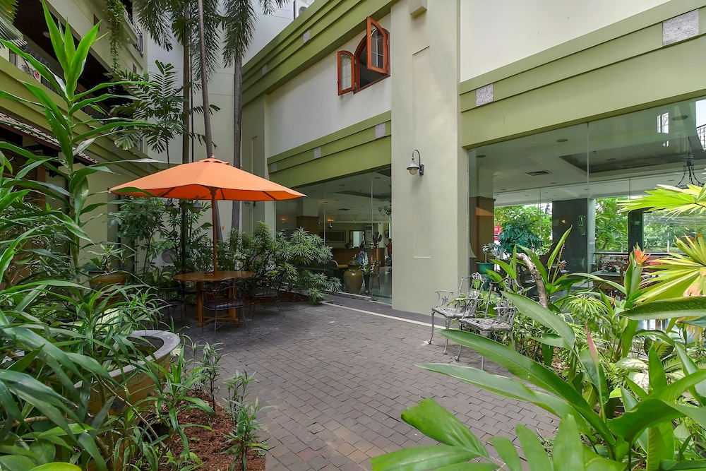 Paragon Hotel Jakarta 31/33