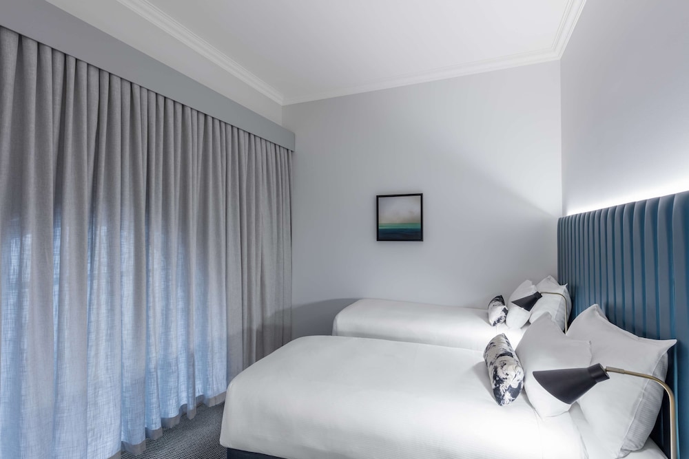 2 BEDROOMS, APARTMENT