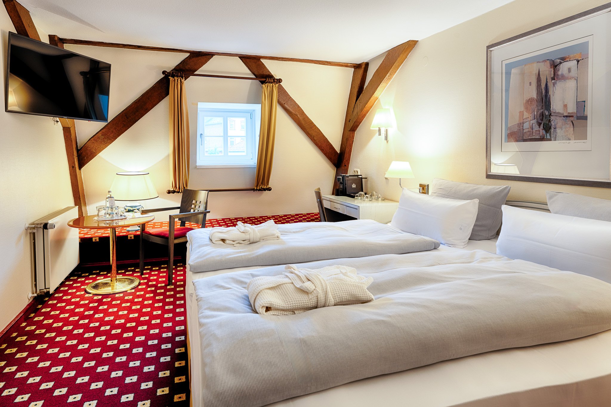 Plus, Double Bed