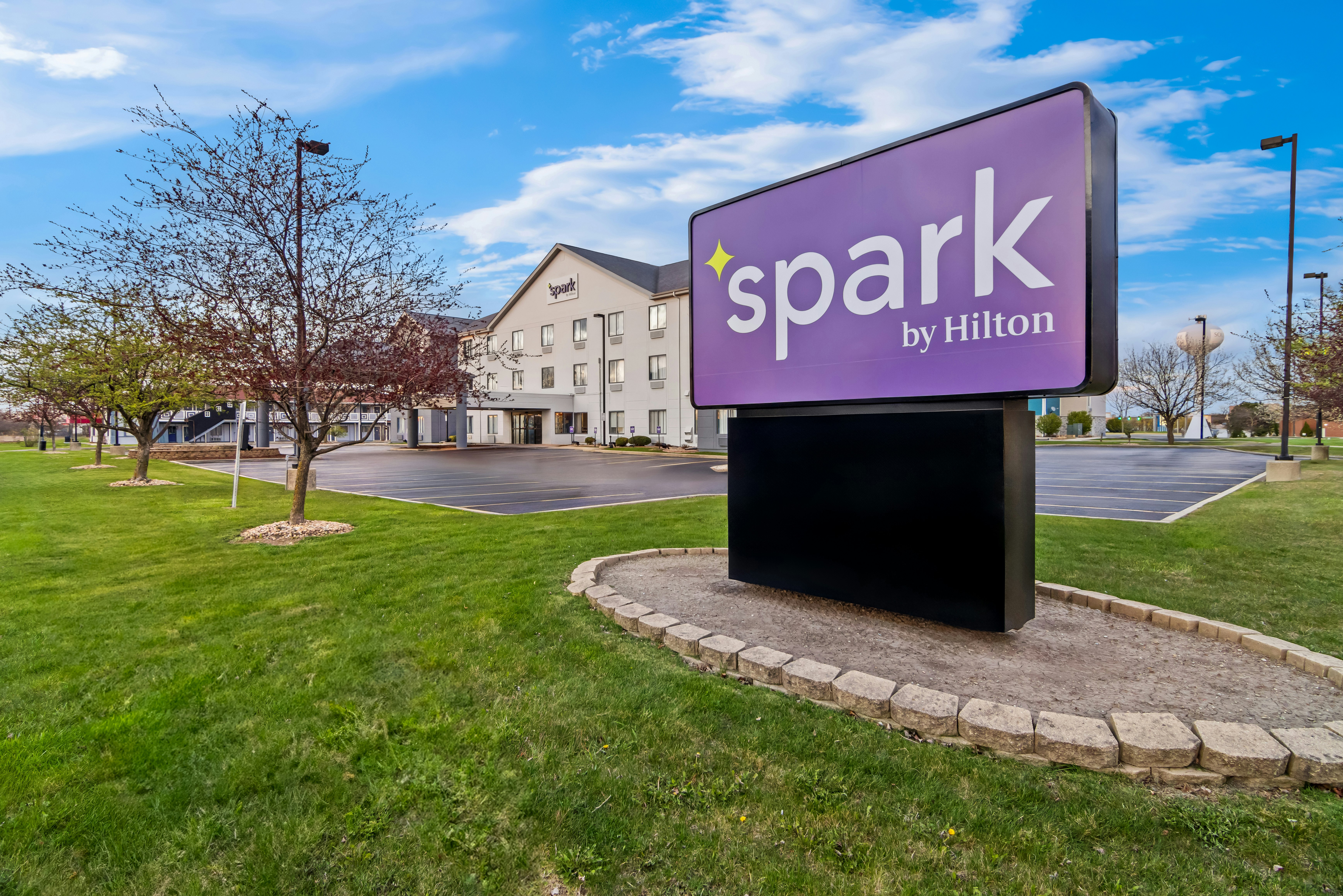 Spark by Hilton Merrillville 22/23