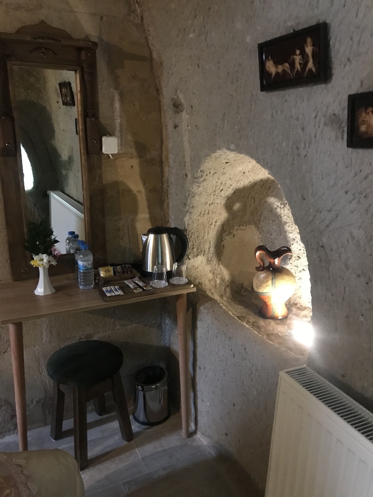 Cappadocia Alaz Cave Otel 4/50