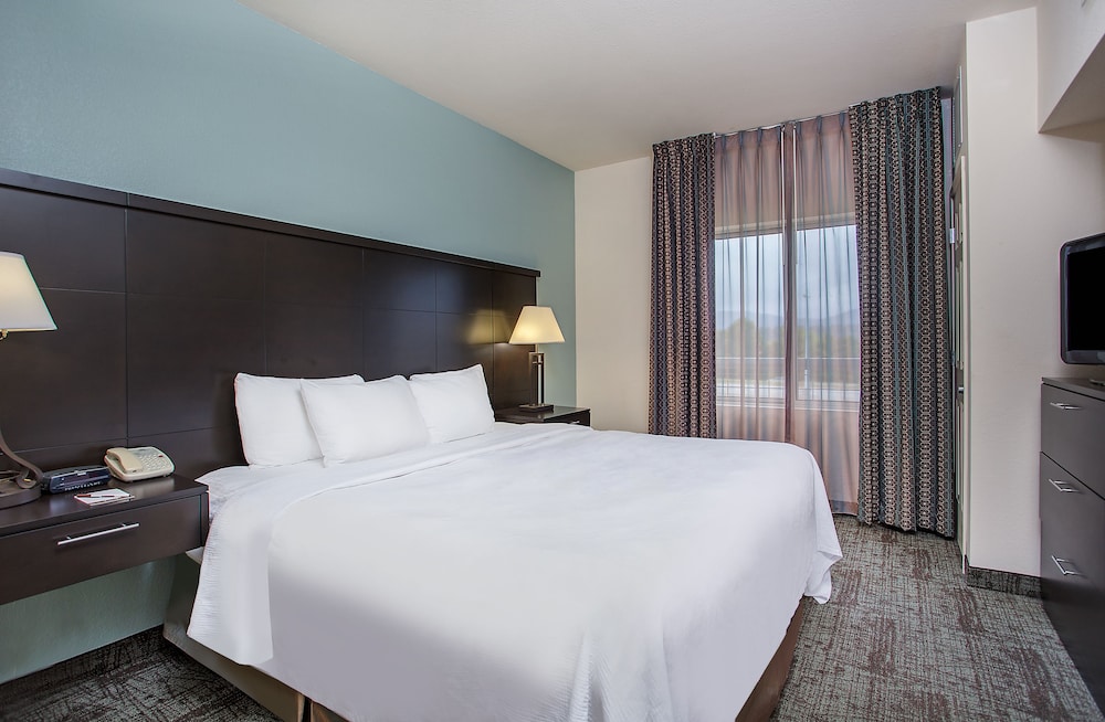 Staybridge Suites Chattanooga Downtown Convention Center 14/53