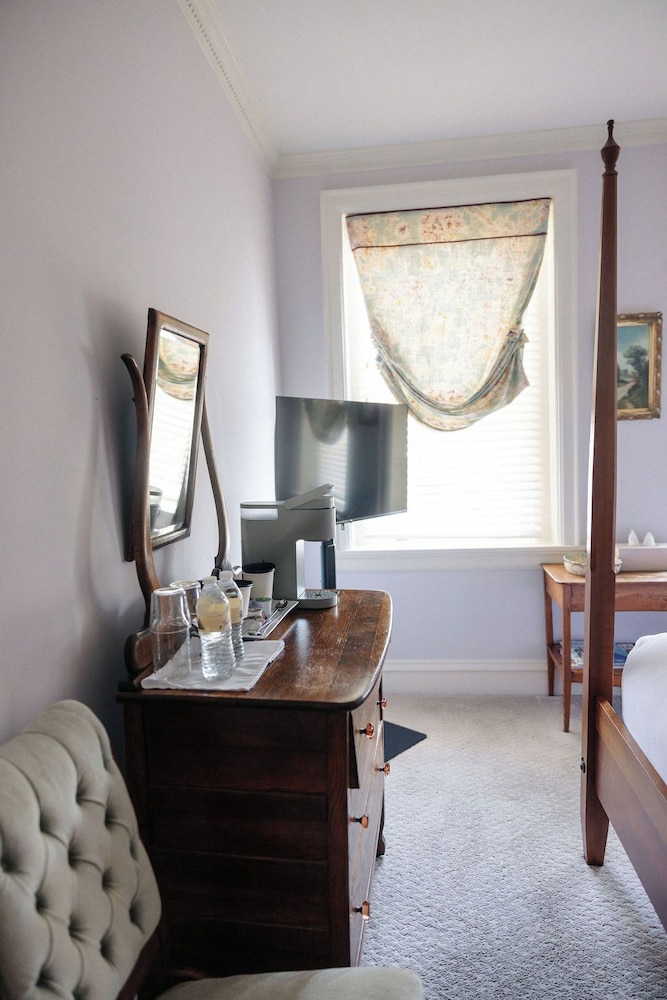 Kenmore Inn 43/71