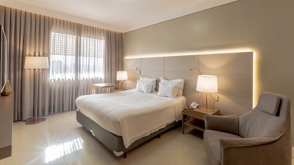 Hotel Deville Prime Cuiaba 21/86