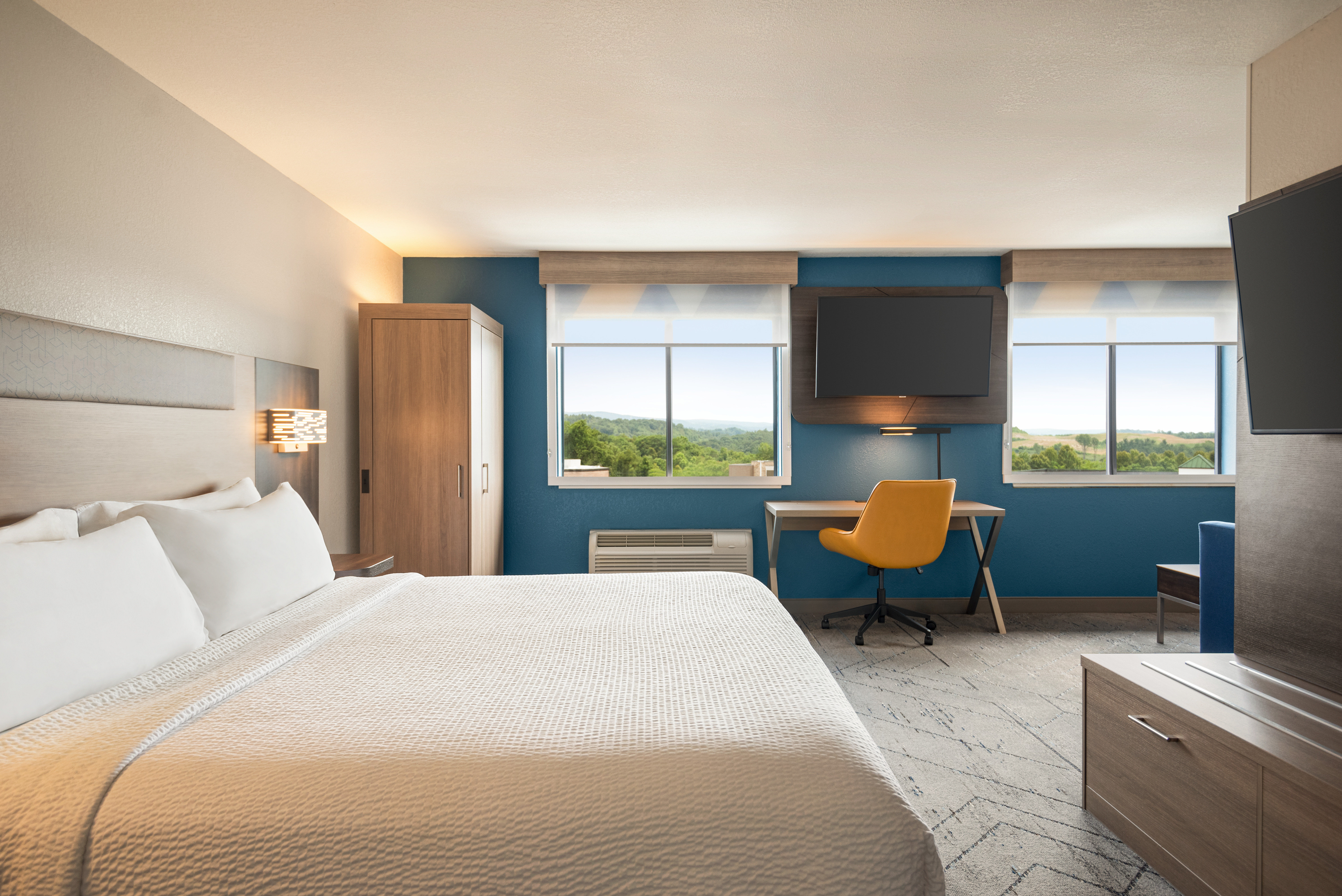 Holiday Inn Express Morgantown 18/65