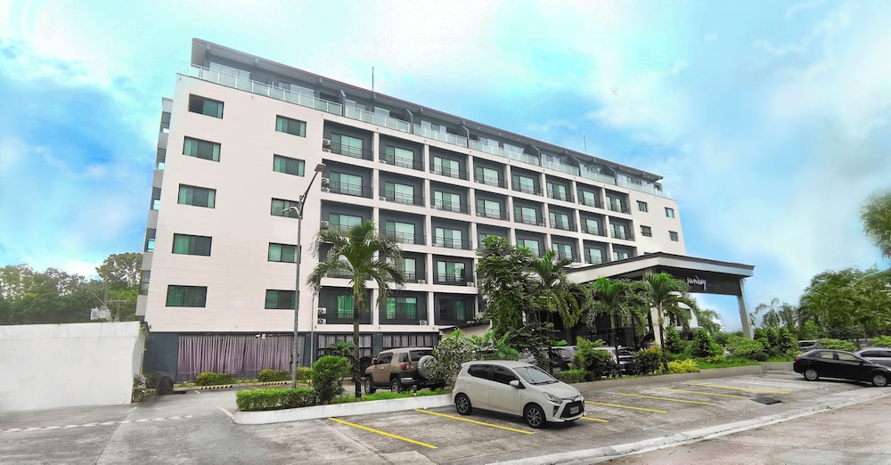Sunday Hevea Hotel and Resort 44/55