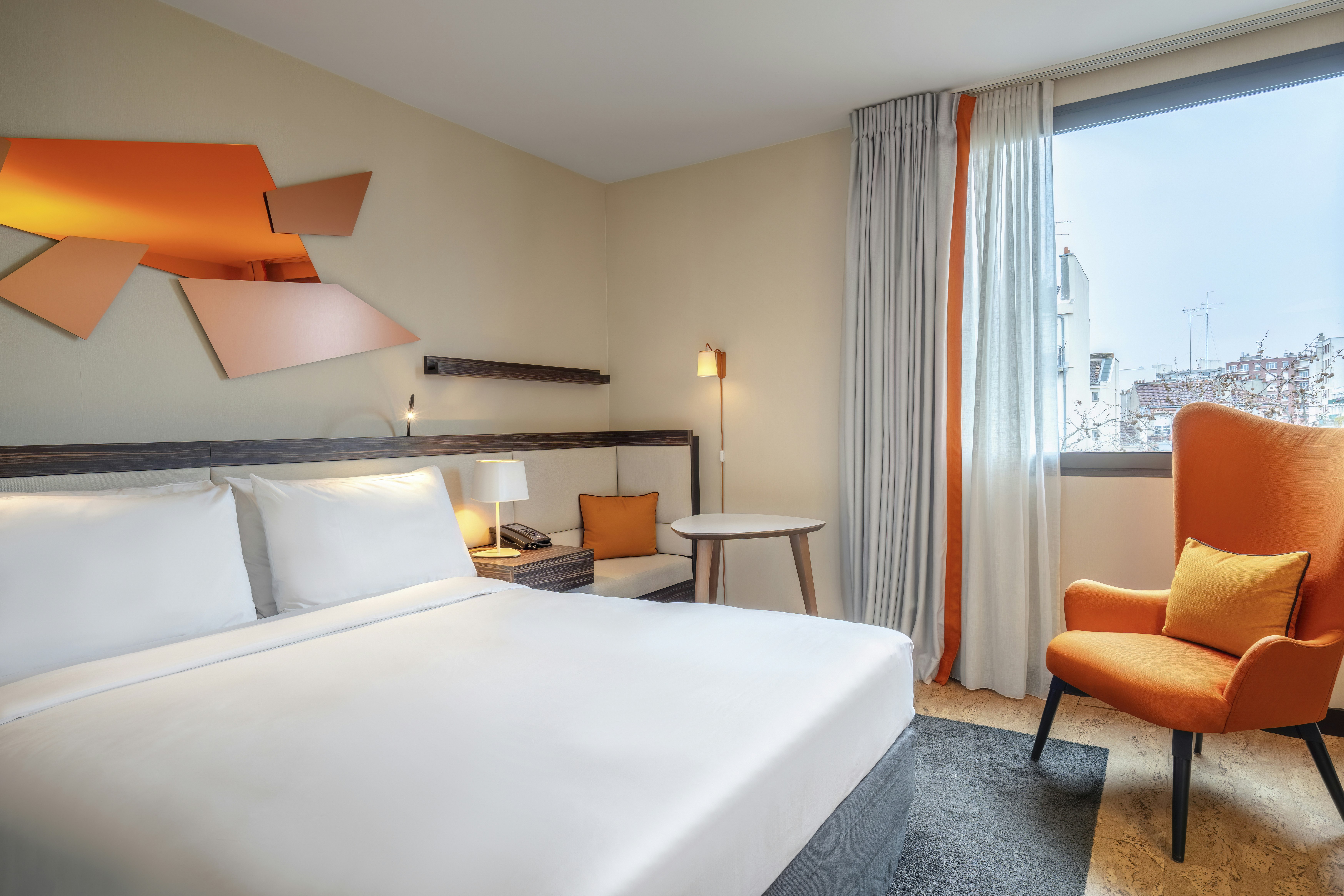 ROOM, QUEEN BED, ACCESSIBLE