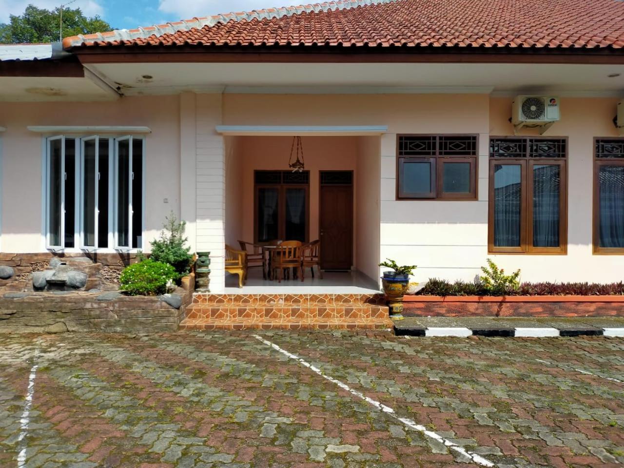 Grand Mutiara Hotel Puncak 1/28