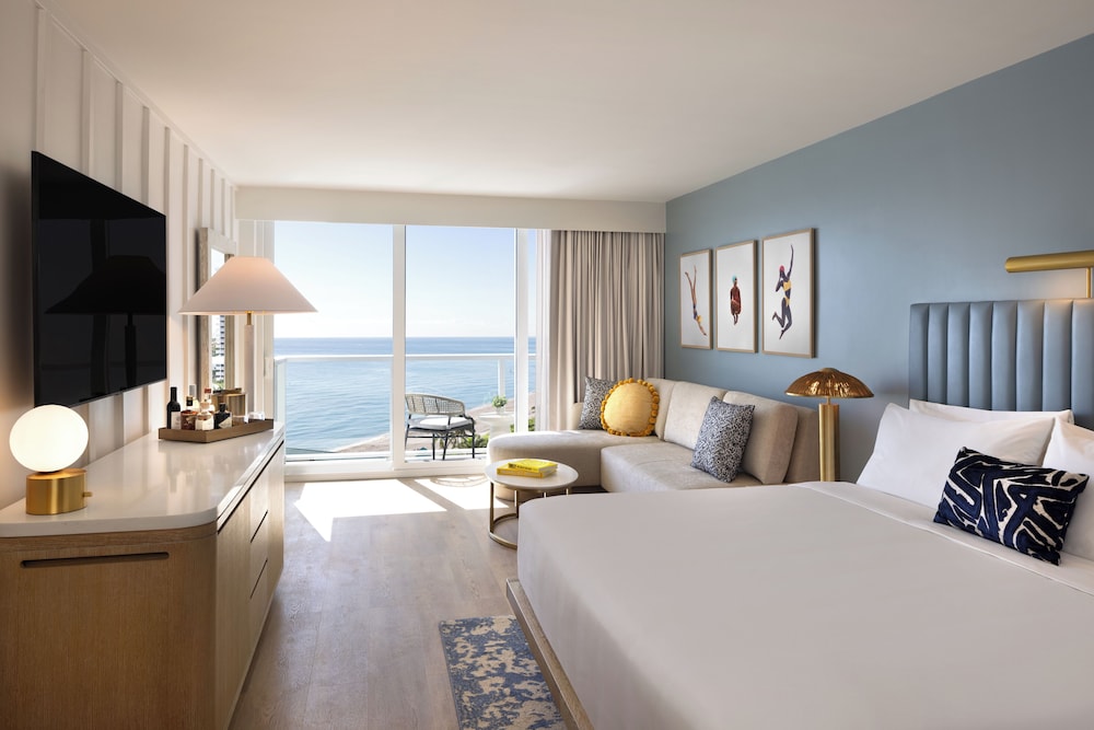 RENOVATED, KING BED, OCEAN FRONT, BALCONY