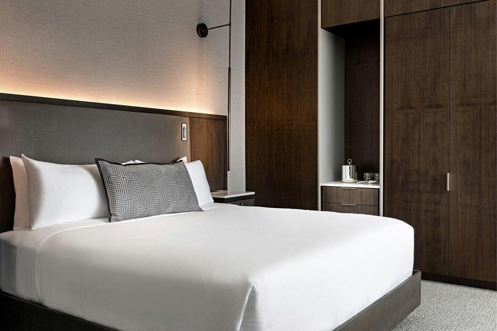 Reserve, Studio, King Bed