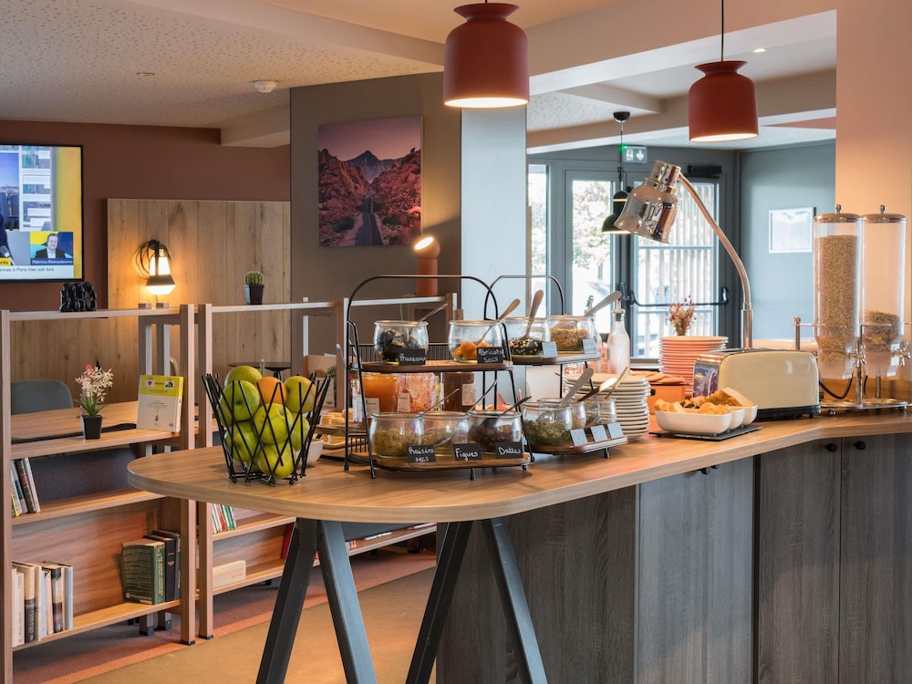 Ibis Budget Rouen Sud Zenith 33/49