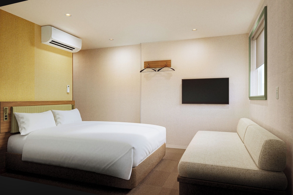 Cvs Bay Hotel 20/50