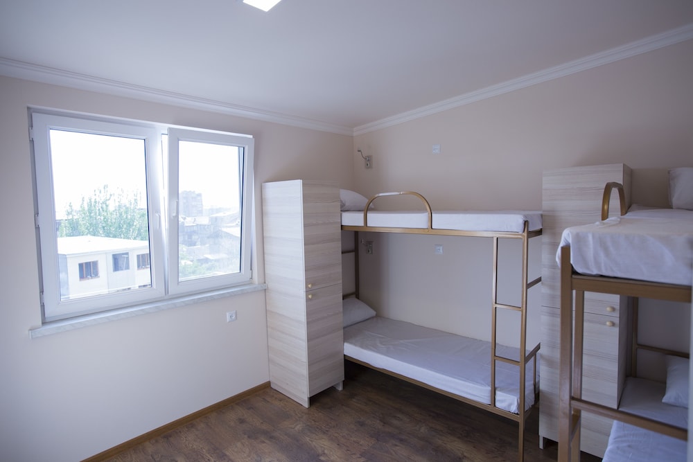 Your Hostel 33/33