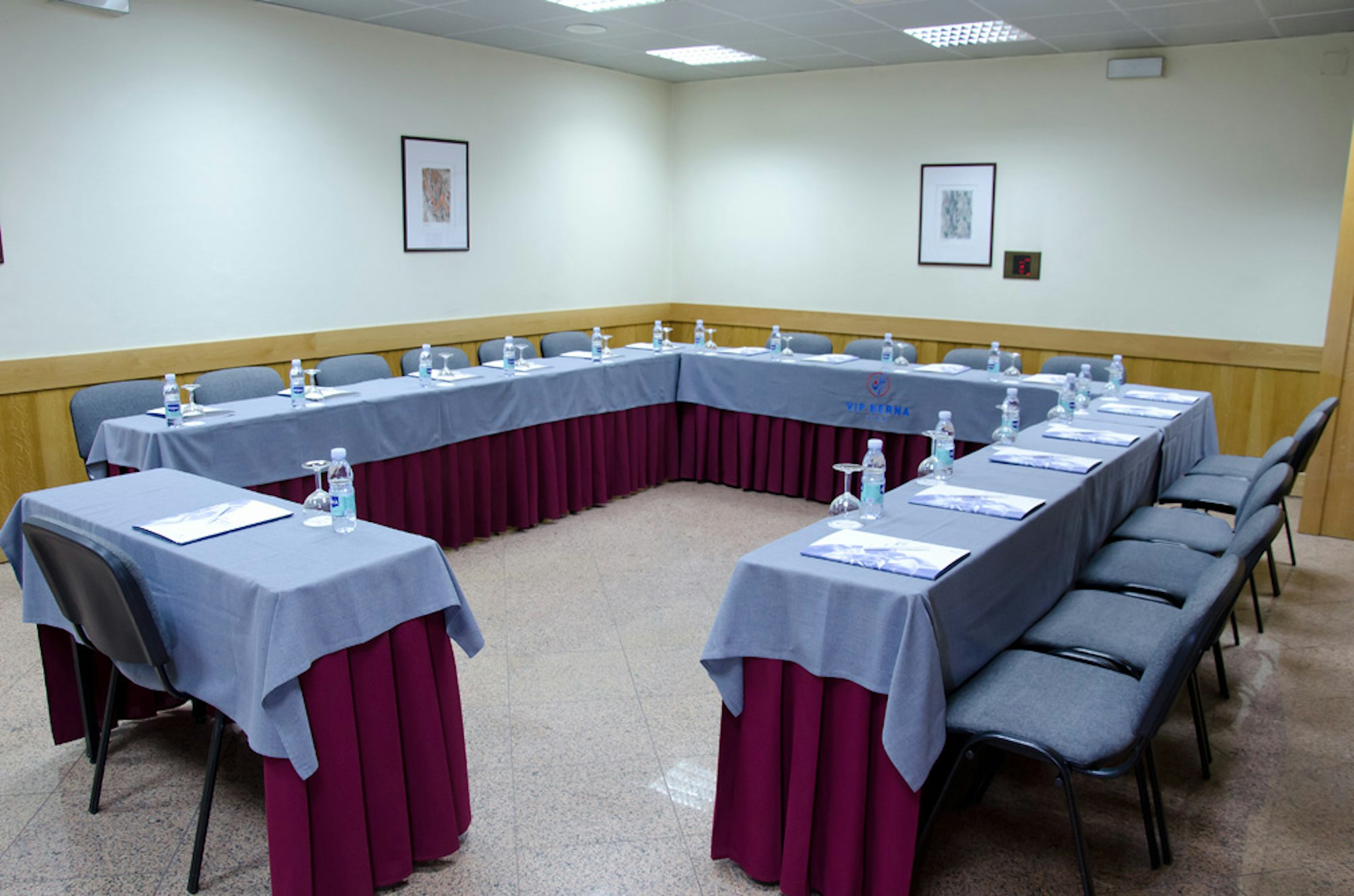 VIP Inn Berna Hotel 47/48