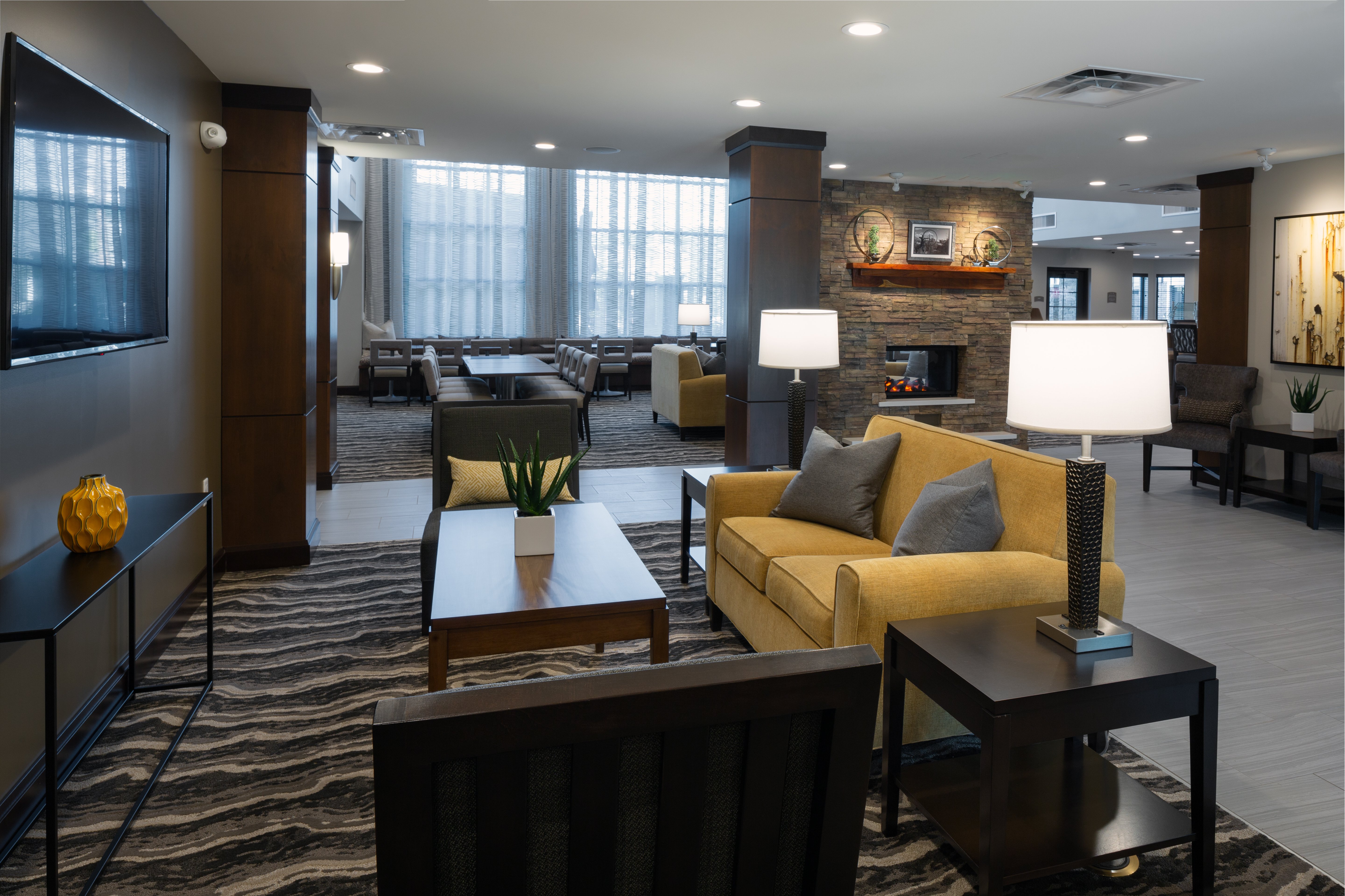 Staybridge Suites Phoenix Biltmore Area 39/56