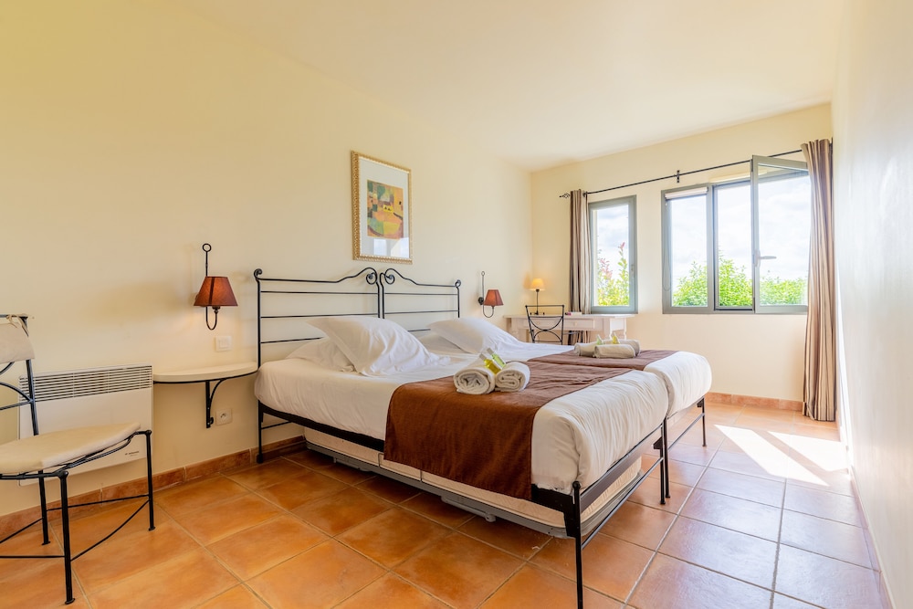 Madame Vacances Residence Provence Country Club 4/50
