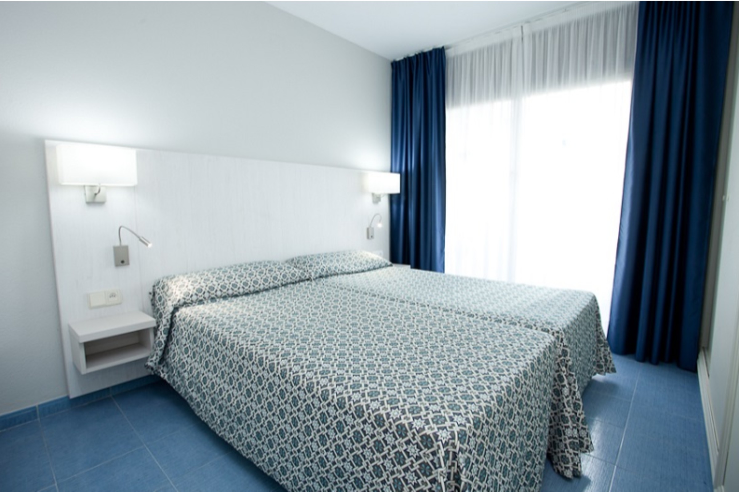 Aparthotel Olimar II Cambrils 3/25