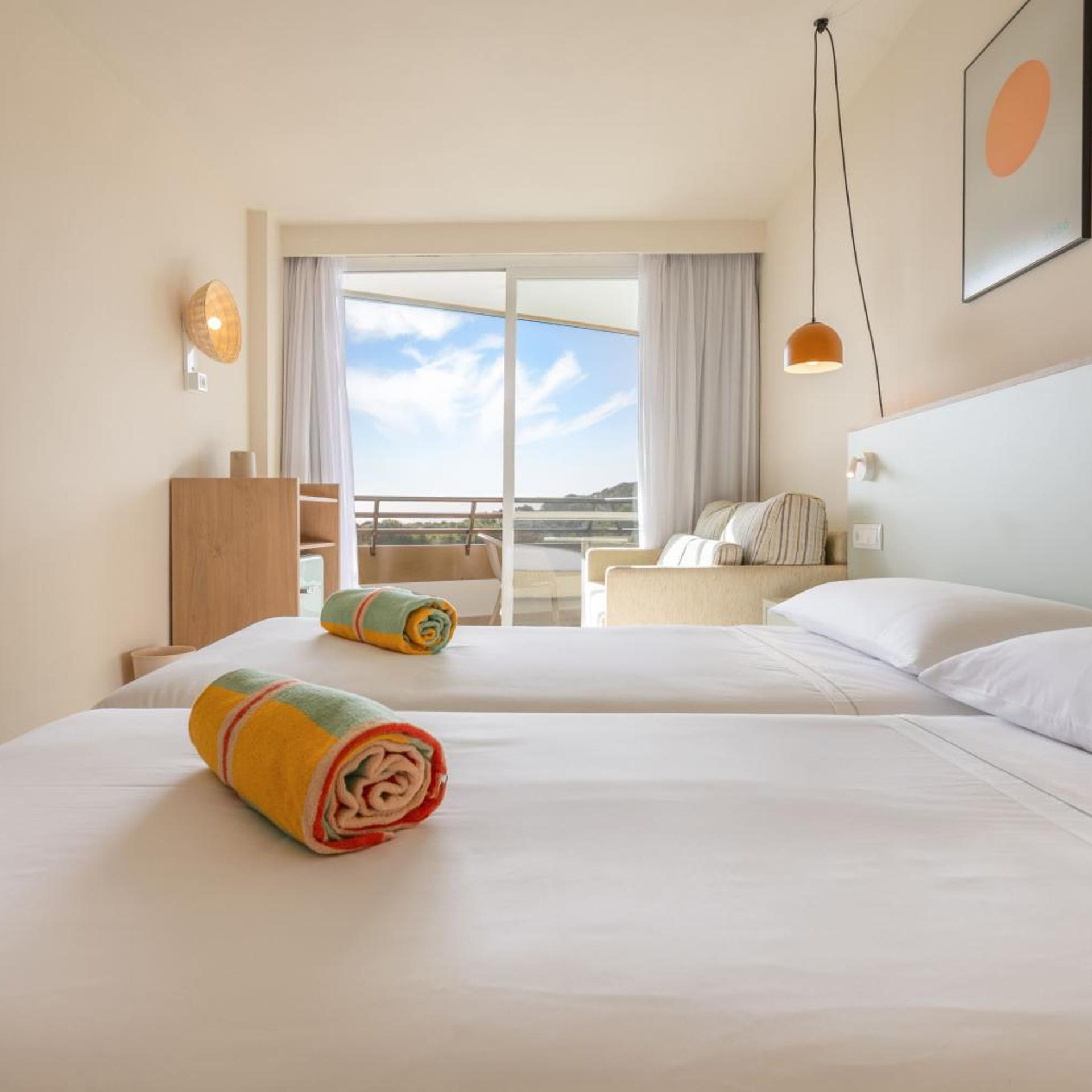 Xtra, Premium, Sea View