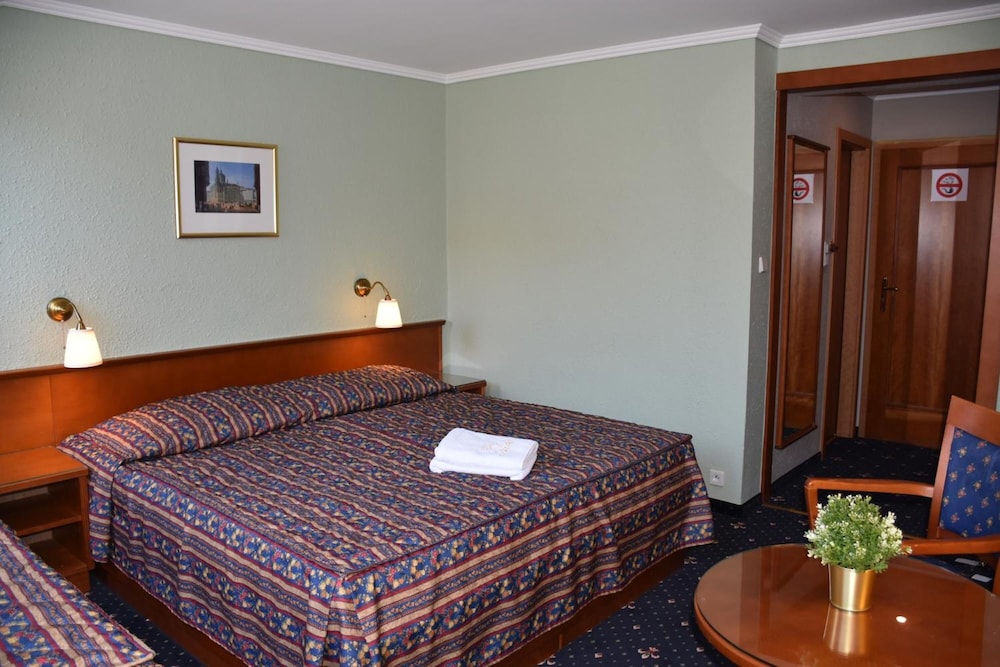Hotel Arbes 11/48