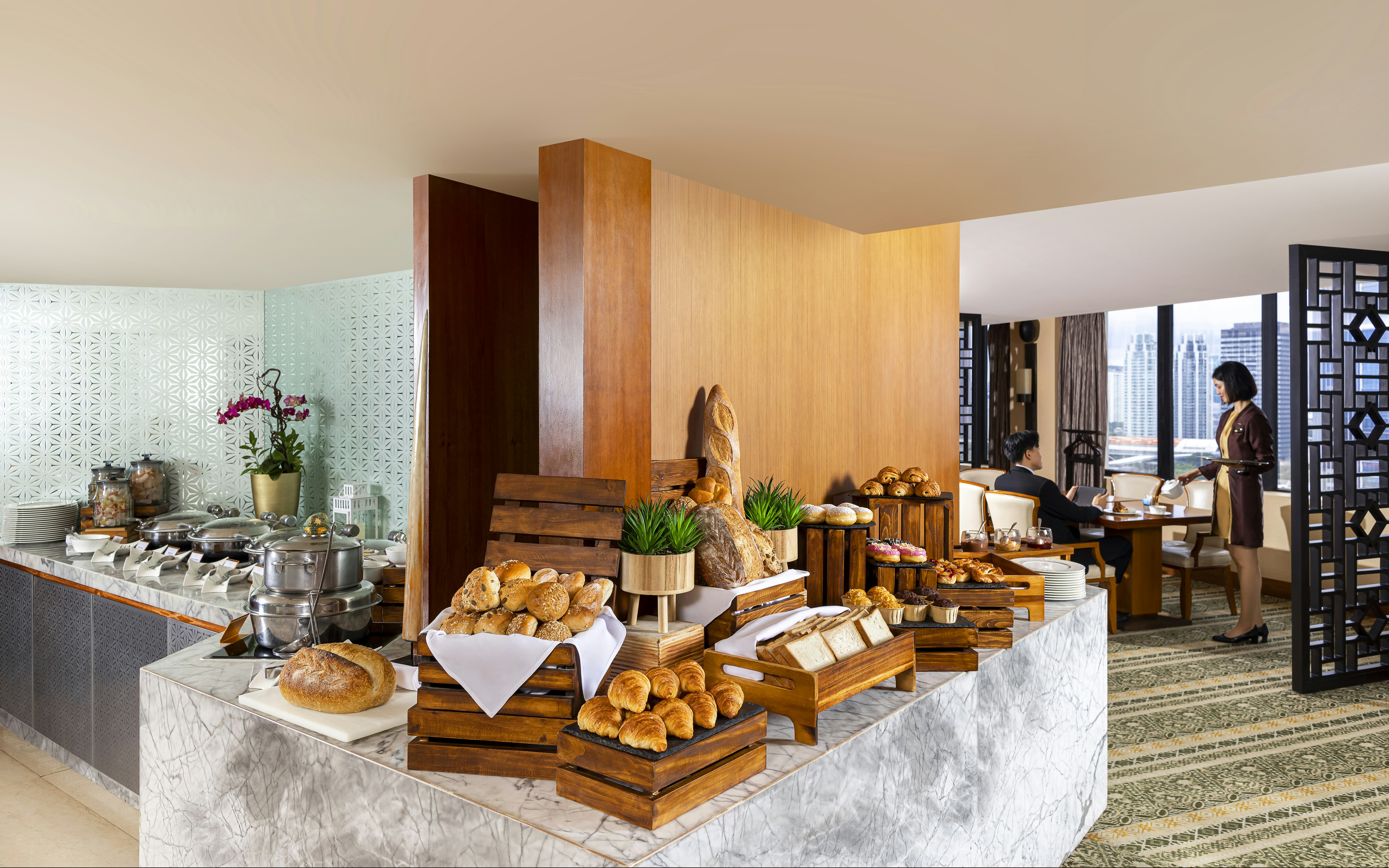 Mandarin Oriental, Jakarta 59/86