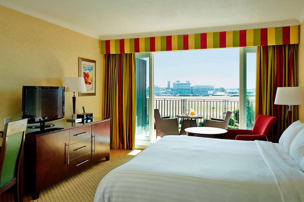 Delta Hotels By Marriott York 8/29