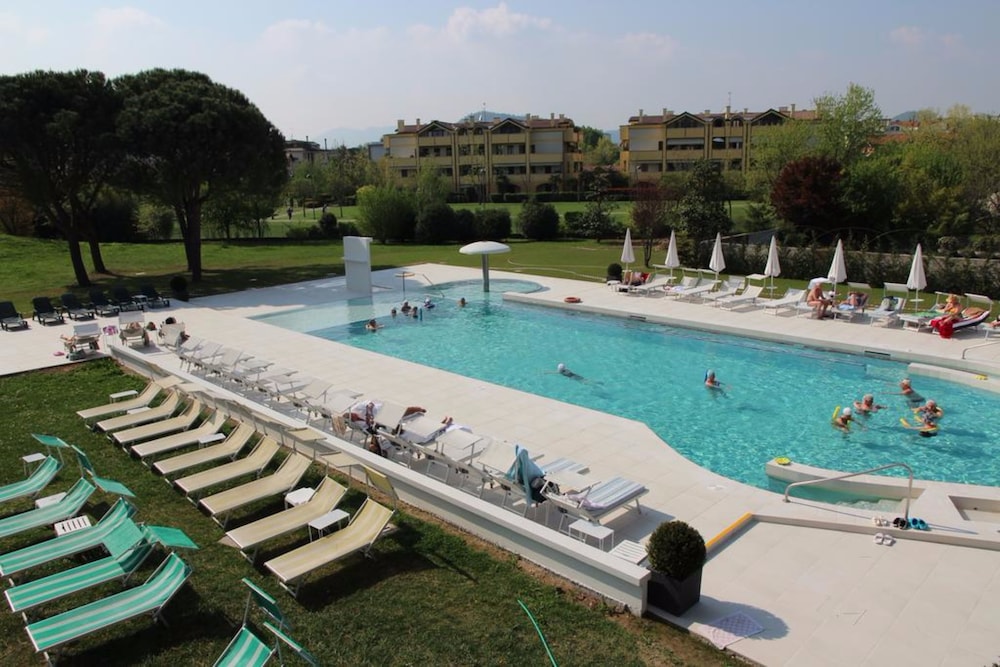 Hotel Smeraldo 26/31