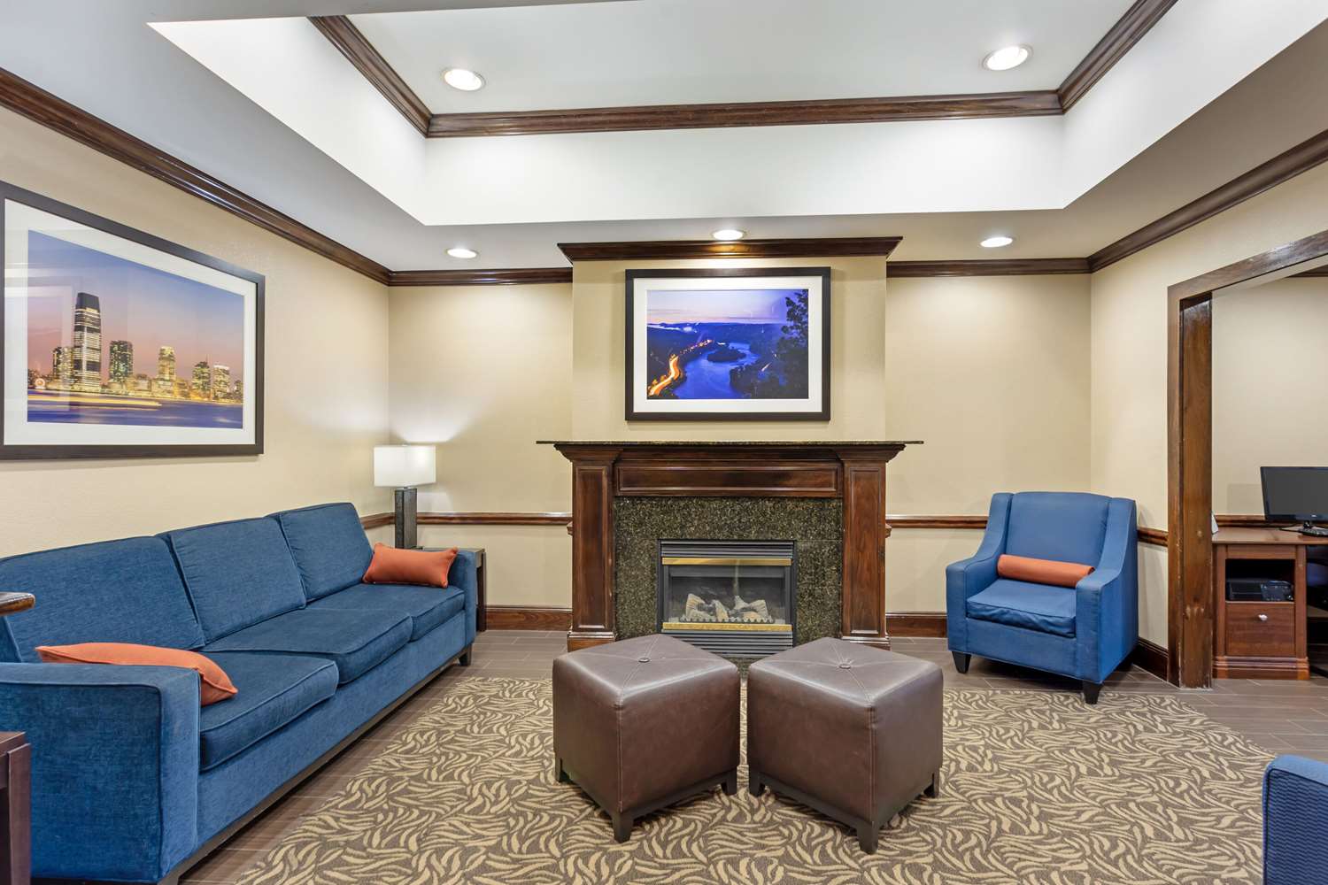 Comfort Inn & Suites Carneys Point - Pennsville 25/35