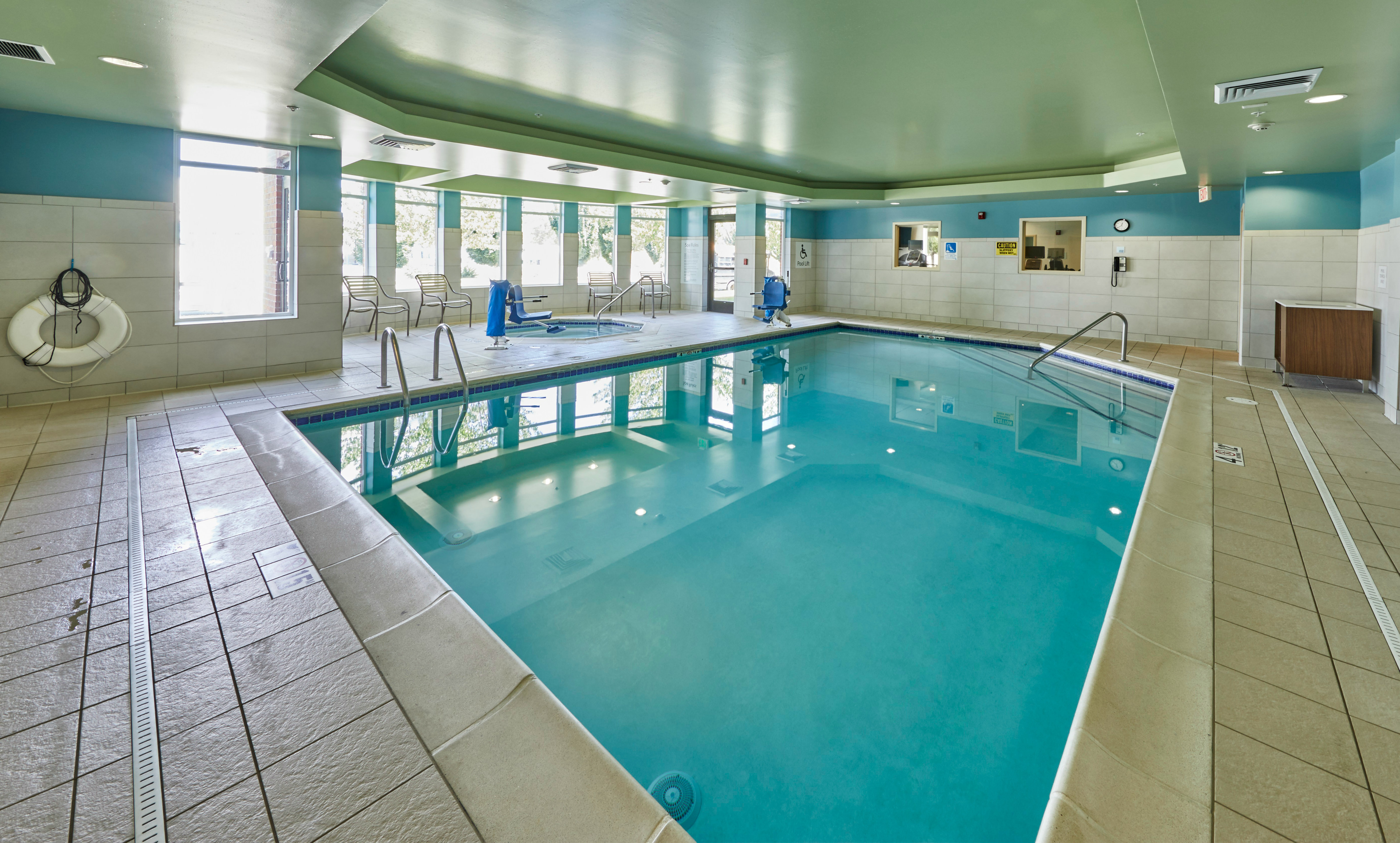 Holiday Inn Express Hotel And Suites Medford Central Point 46/80